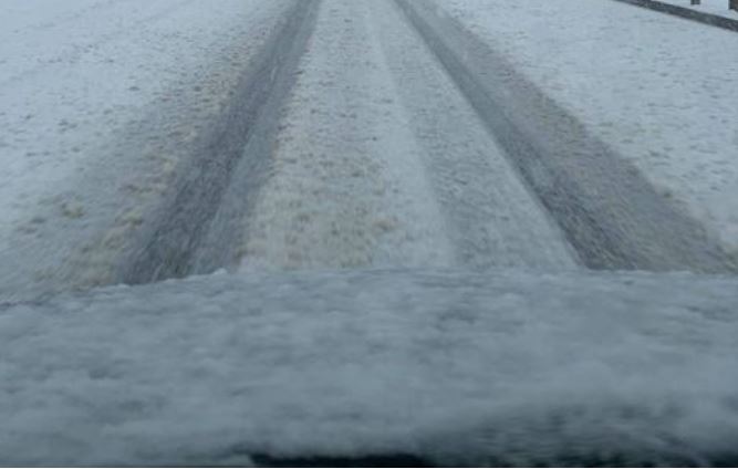 Bora mbulon autostradën “Ibrahim Rugova”