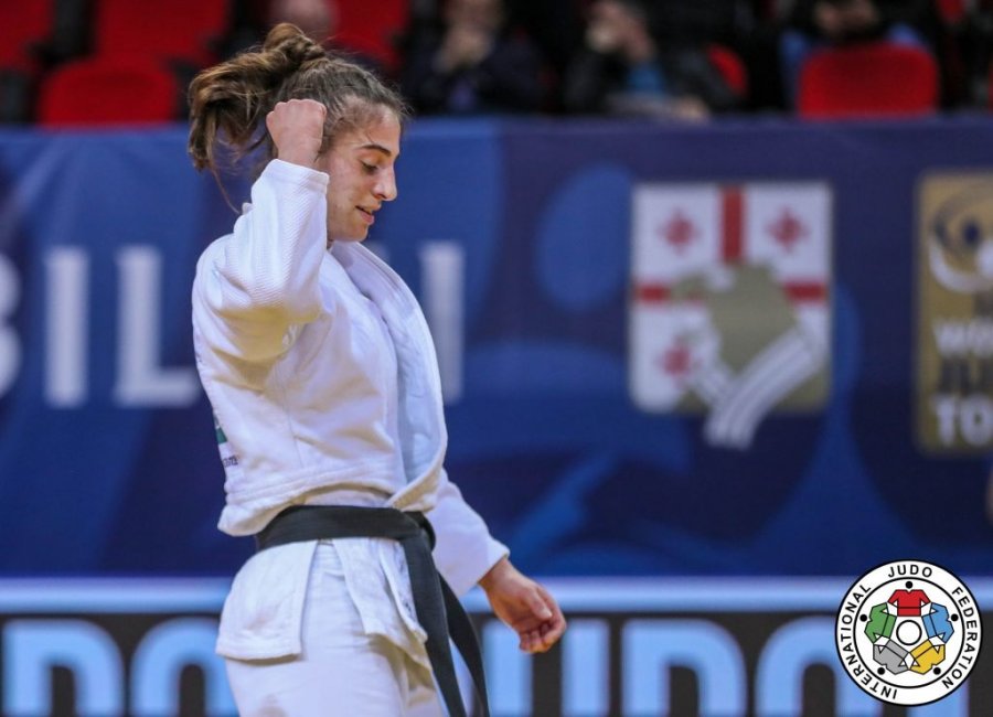 Nora Gjakova shkëlqen në finale, fiton të artën në Tbilisi