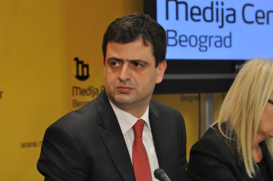 Valdet Sadiku emërohet si i Ngarkuar me Punë në Ambasadën e Kosovës në SHBA