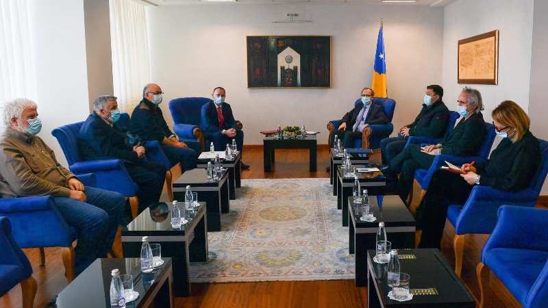 Në ora 15:00 mblidhet Komiteti Anti Covid-19: Pritet që institucionet arsimore të shkojnë në pushim një javor