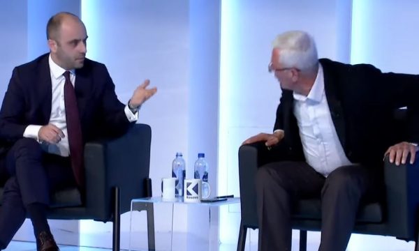 Përplasen ashpër Kurteshi e Zyberaj: Jeni bishtaleca, keni dalë pasi keni humbë