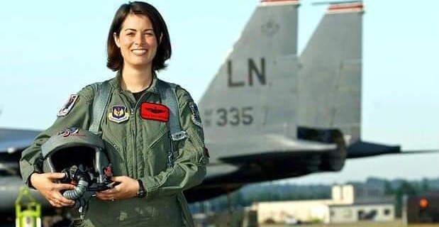 Pilotja e guximshme amerikane e cila bombardoi Serbinë për 200 orë rresht