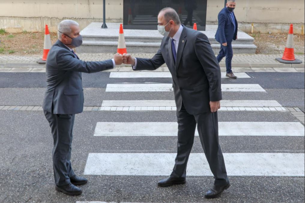 Ministri Sveçla takohet me drejtorin e Policisë