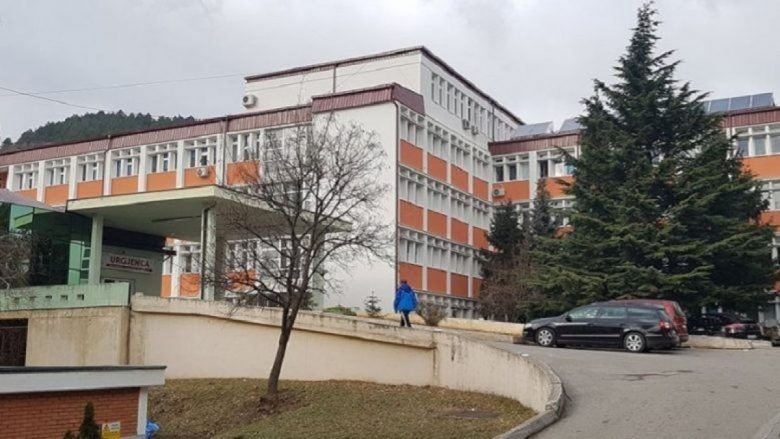 92 pacientë me COVID-19 të shtrirë në Spitalin e Pejës