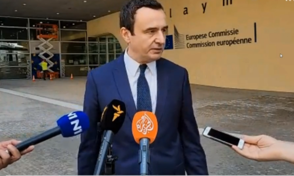 Kurti nga Brukseli flet për “non-paper”: Kosova s’lejon shkëmbim territoresh e as bosnjëzim