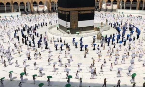 Pelegrinazhi në Mekë vetëm për besimtarët e vaksinuar