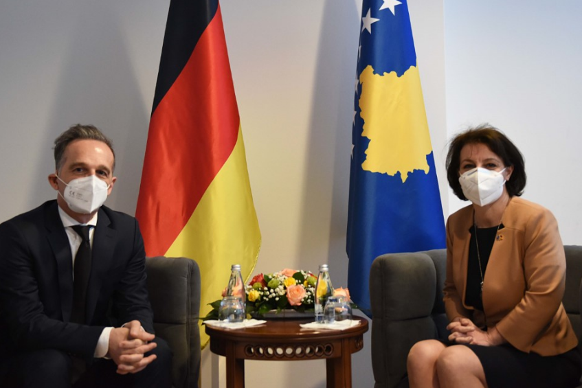 “400 mijë shqiptarë të integruar në shoqërinë gjermane”, detaje nga biseda e Gërvallës me homologun gjerman