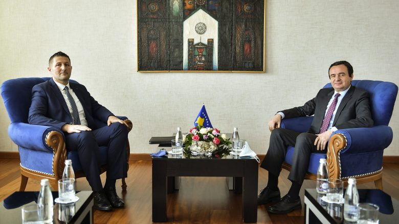 Kurti e emëron Agron Llugaliun drejtor të Doganës së Kosovës