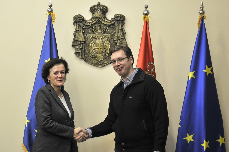 Media serbe: Zbulohet kush qëndron pas ‘Non-paper’, holandezja përgatiti dokumentin sekret për Kosovën