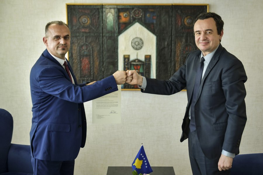 Kurti emëron Berishën në postin e zëvendësministrit të Shëndetësisë