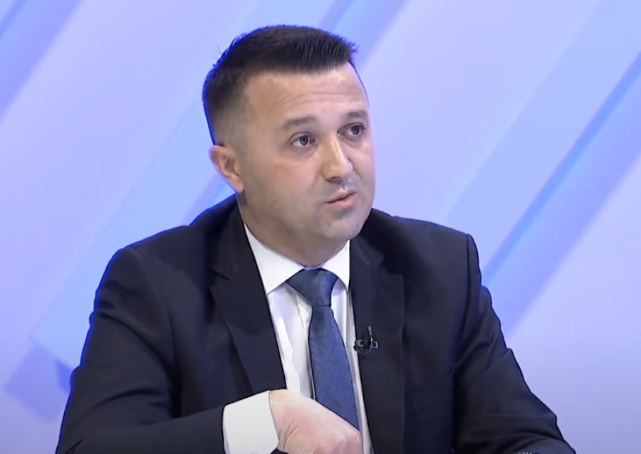 Berisha: Romani Iniciativa hyri në Kuvend me vota të pavlefshme, tani po e dëmton demokracinë