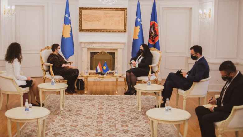 Osmani thotë se prioritet nuk është dialogu, por luftimi i pandemisë