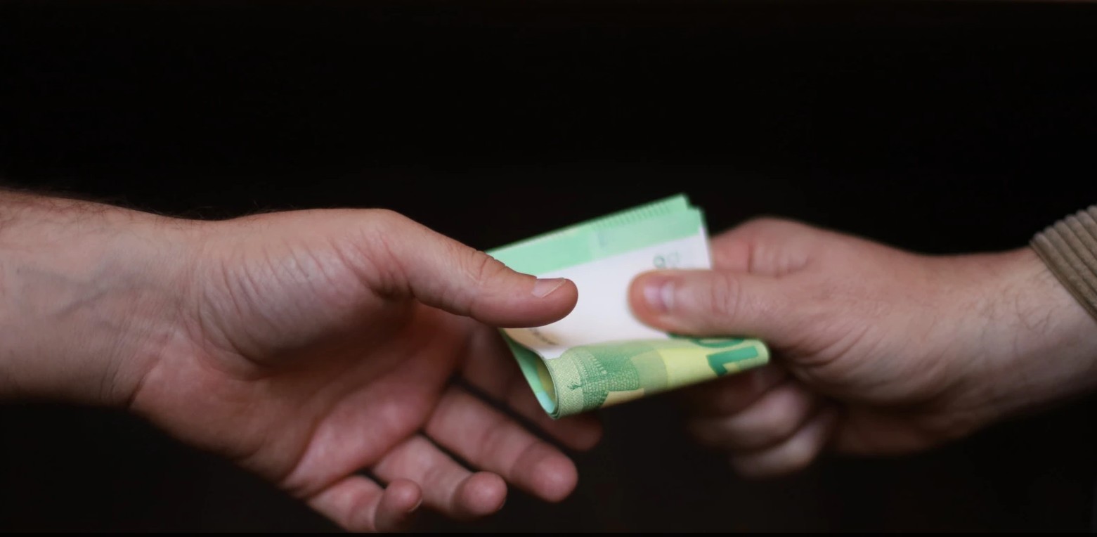 Shumë hetime e pak dënime ndaj zyrtarëve lartë për korrupsion