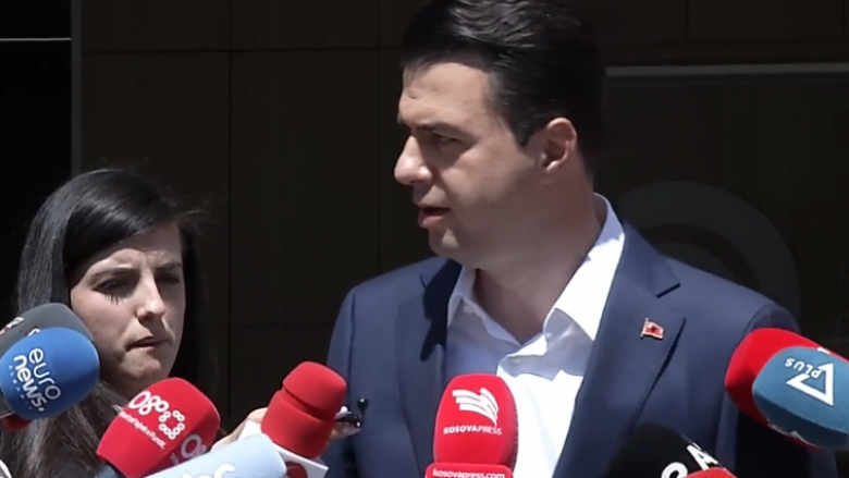 Basha thotë se PD ka rritje të votave, edhe pse rezultatet e nxjerrin fituese PS-në