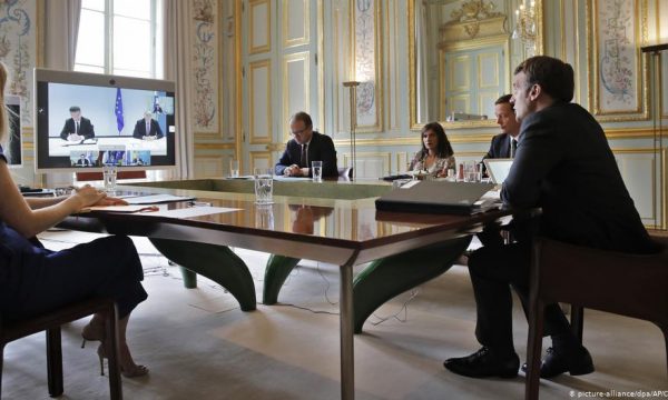 Weber: Kosova duhet ta kushtëzojë Francën për vizat me rastin e dialogut