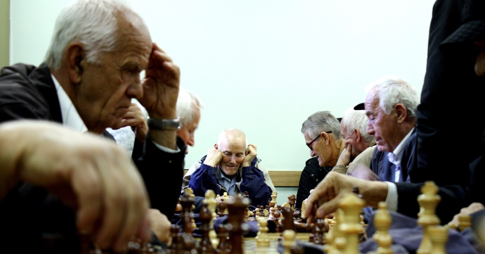 Mbi 180 mijë qytetarë do të përfitojnë nga vendimi i Qeverisë për shtesën e pensioneve