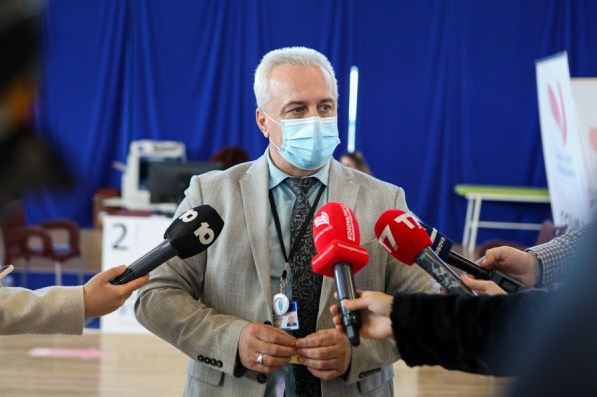 ​Vetëm 26 pacientë me dializë u vaksinuan tek salla “1 Tetori”