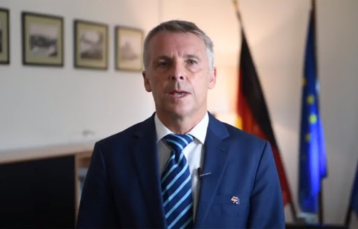 Ambasadori gjerman: Është vitale që të gjithë deputetët të marrin pjesë në seancën për presidentin