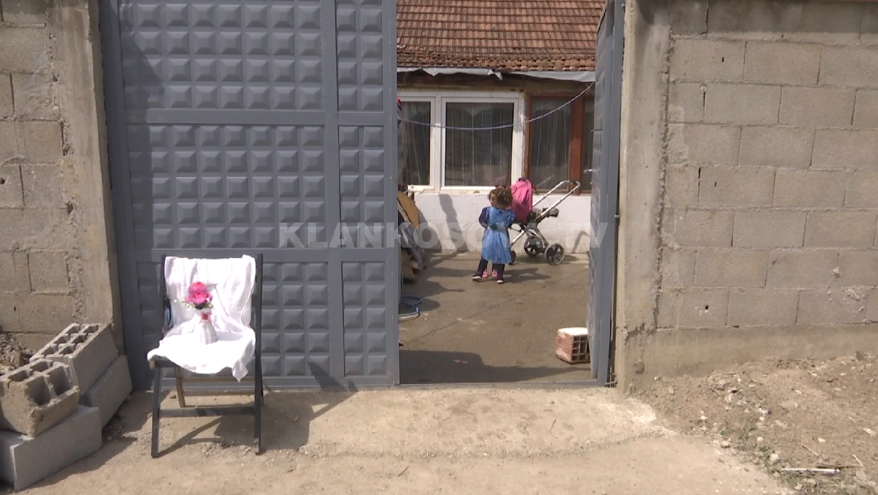Babai e gjen të birin 13 vjeçar të vdekur në shtrat, policia nis hetimet