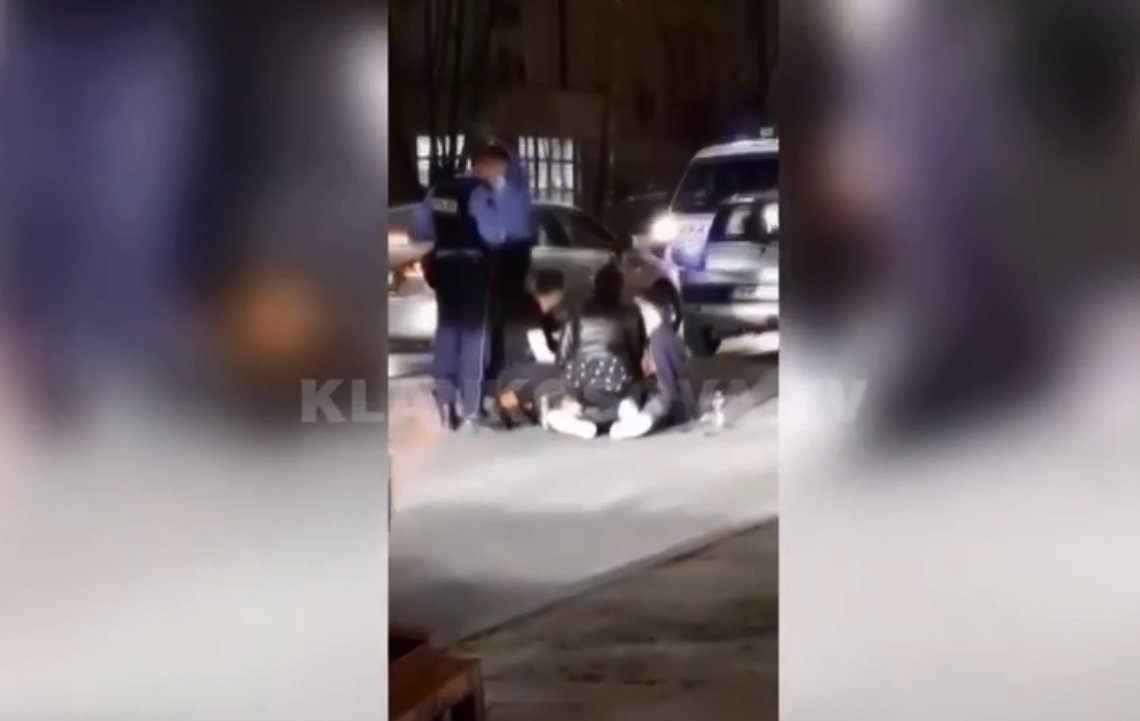 Vetura shkel këmbësorin në zebra (VIDEO)