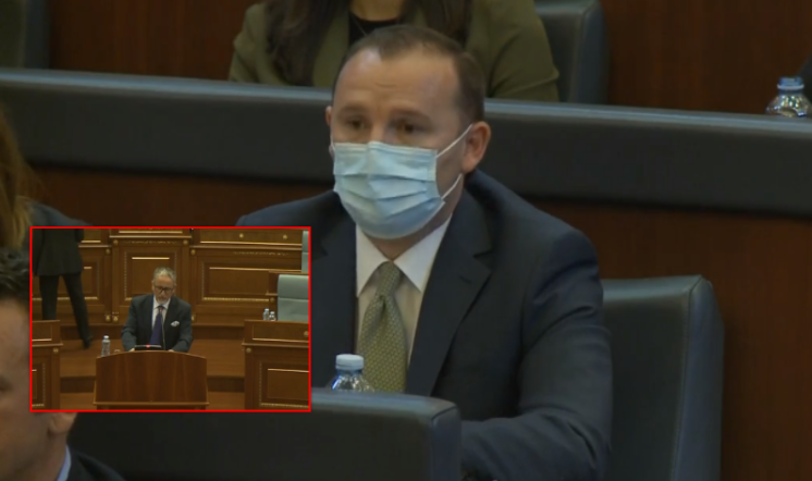Debat i ashpër mes Zemajt e Vitisë për kontratën me Pfizer