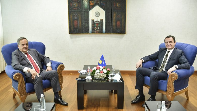 Kryeministri Kurti takohet me Fleckenstein, diskutojnë për socialdemokracinë