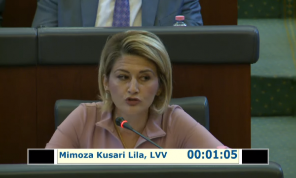 Mimoza Kusari: Kuvendi duhet ta shkarkojë bordin e AKP-së, një mbledhje e atij bordi kushton mbi 26 mijë euro