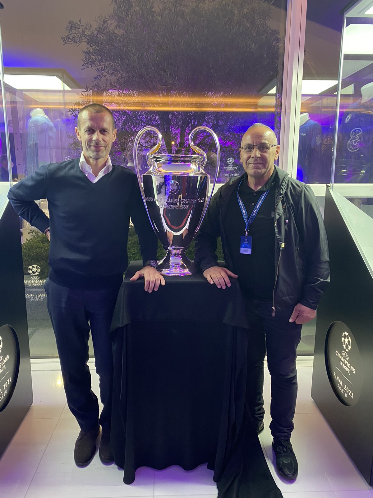 Presidenti i FFK-së takohet me presidentin e UEFA-s