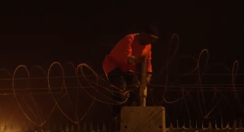 Migrantët ngjiten në gardh, në tentativë për të arritur në Spanjë (VIDEO)