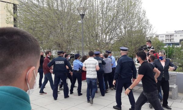 Arrestohen zyrtarët e PSD-së pas aksionit para Qeverisë