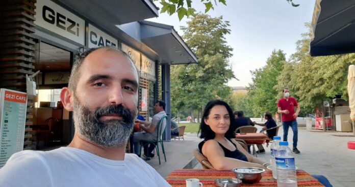 Fitore Pacolli: Me Abrashin nuk ishim për fundjavë në Stamboll, por në një konferencë