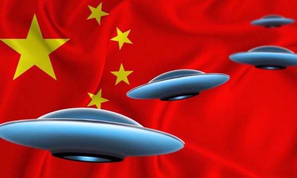 Ushtria kineze i bashkohet pretendimeve të SHBA për UFO