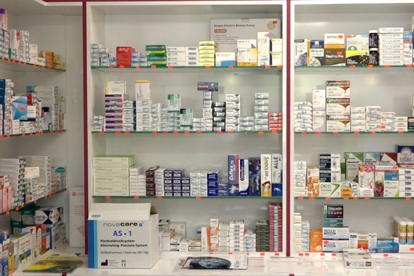 ​Kosova ende me treg të çrregulluar farmaceutik, kërkohet miratimi i shpejtë i ligjit