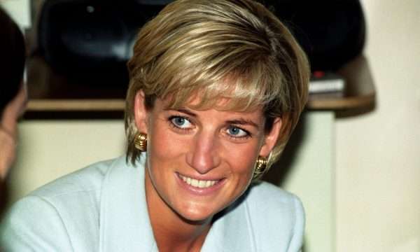Zjarrfikësi që i ndihmoi Princeshës Diana pas aksidentit fatal kujton fjalët e saj të fundit