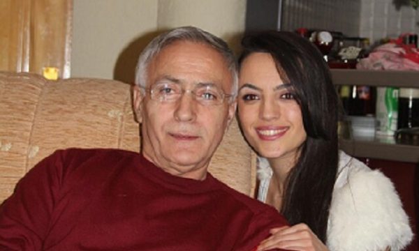 Vajza e Jakup Krasniqit: Donika Gërvalla na ka ndaluar që përmes MPJ-së t’ua dërgojmë gjërat esenciale në Hagë