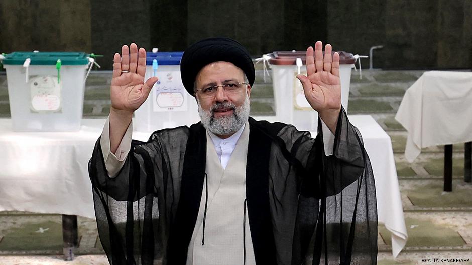 Kryeprokurori i ashpër Ebrahim Raisi, president i ri i Iranit