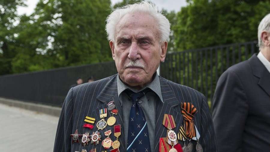 Vdiq ushtari i fundit i mbijetuar që çliroi Auschwitzin