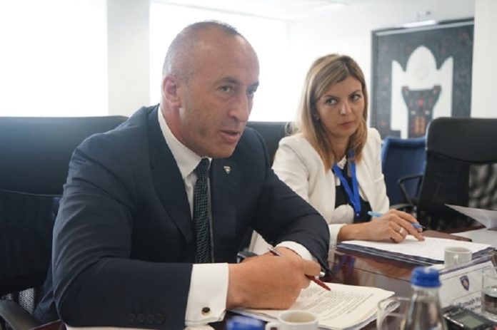Ish-zëdhënësja e Haradinajt fiton tnder nga Zyra e Kryeministrit Kurti