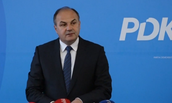 Enver Hoxhaj refuzon pozitën e nënkryetarit të PDK-së