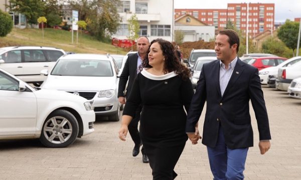 Pse dhe nga kush u kërcënua burri i Vjosa Osmanit