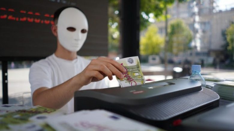 Qytetarët e Prishtinës për 11 orë “ruajnë” mbi 470 mijë euro