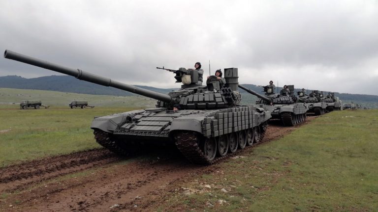 Serbia kryen ushtrime të mëdha ushtarake në kufi me Kosovën