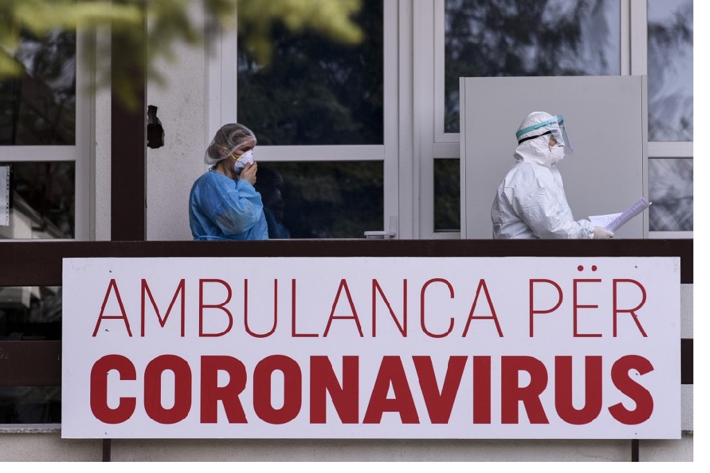 Një i vdekur dhe 15 raste të reja me koronavirus në Kosovë