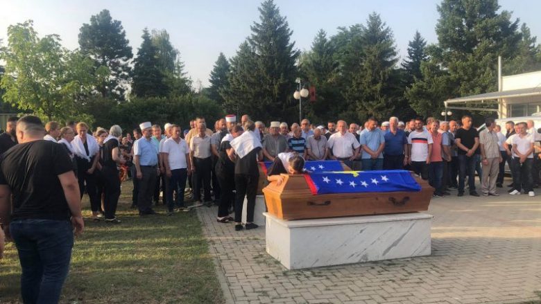 Nënë e bijë nga Gjakova varrosën pasi vdiqën në aksidentin tragjik në Kroaci