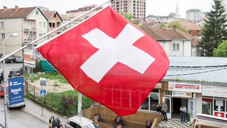 Ambasada e Zvicrës në Kosovë jep njoftim rreth caktimit të terminit për viza