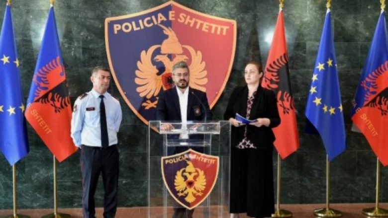 Mashtrime me pagesat online në Shqipëri, 4 të arrestuar dhe 8 të tjerë në kërkim për 4 milionë euro