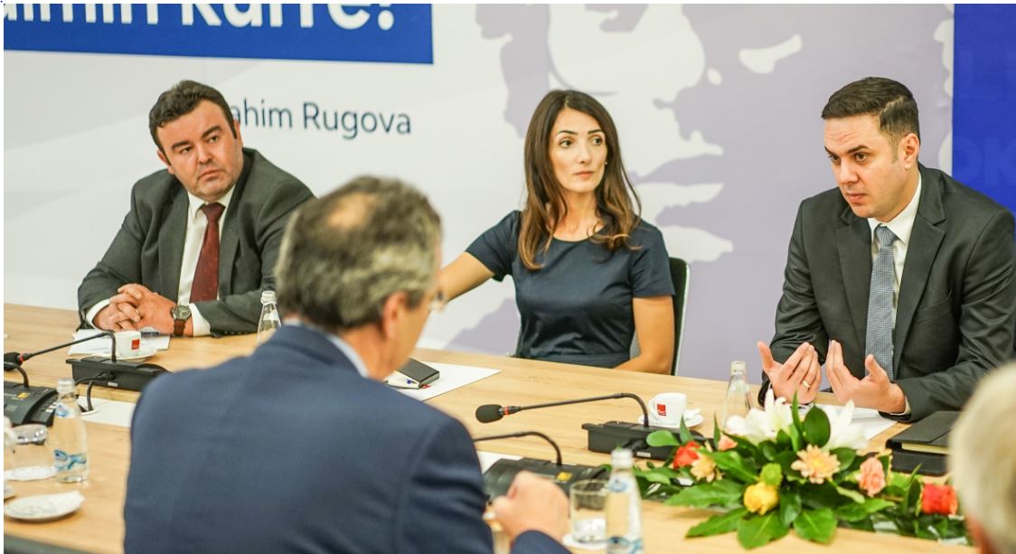 Abdixhiku takohet me Berger, dialogu me Serbinë dhe vizat ndër temat e diskutuara