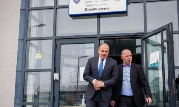 Ramiz Lladrovci i bën thirrje Enver Hoxhajt që mos të kandidojë për Kryetar të PDK-së