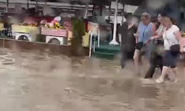 Pamje nga vërshimet e rrugëve në Gjilan