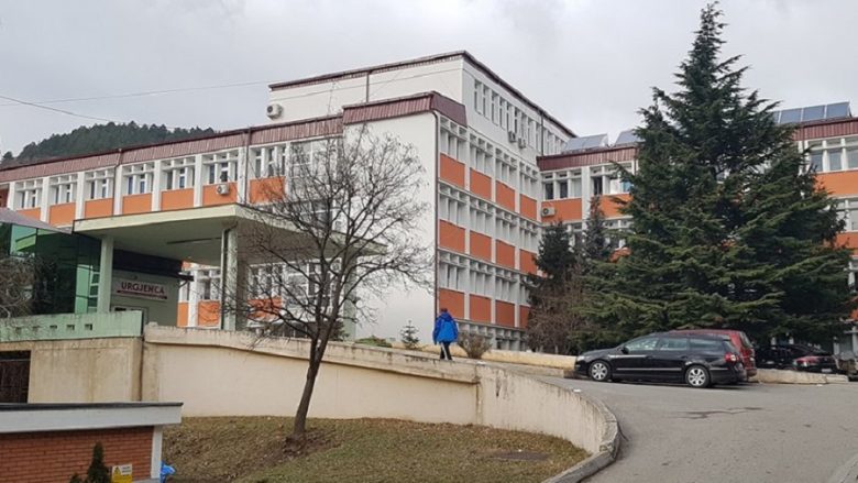 Helmimi i qytetarëve të Deçanit, në Spitalin e Pejës sot janë pranuar tre pacientë